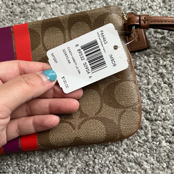 Coach large wristlet wallet NWT - Picture 6 of 6